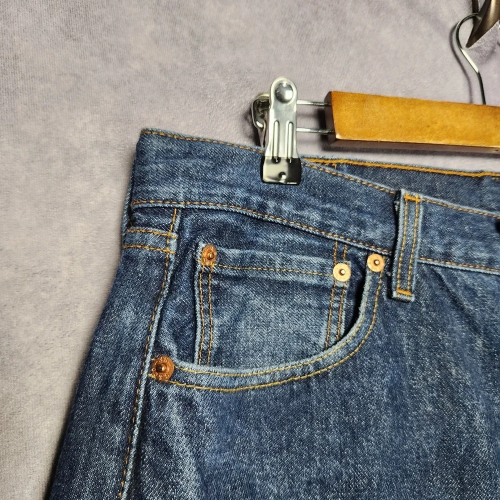 Levis 501 Original Fit Mens Straight Leg Button Fly Jeans (34x36 actual) 36x36